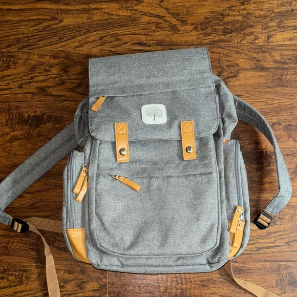 parker baby co Handbags - NEW Parker Baby Co Birch Bag Grey Diaper Backpack NWOT Diaper Bag + Changing Pad